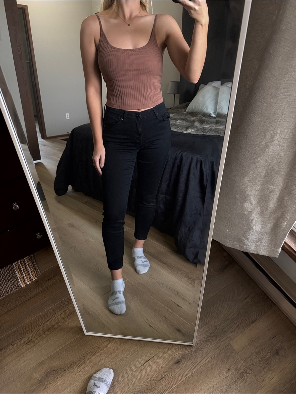 High-Rise Black Women’s Skinny Jeans